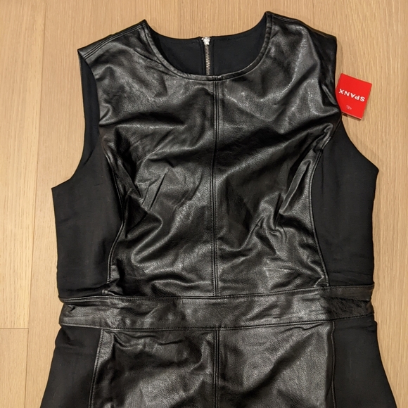 Faux Leather form fitting dress - Picture 6 of 6